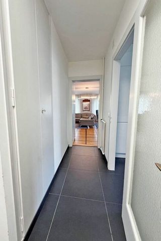 Beautiful spacious apartment with two balconies - Photo 5