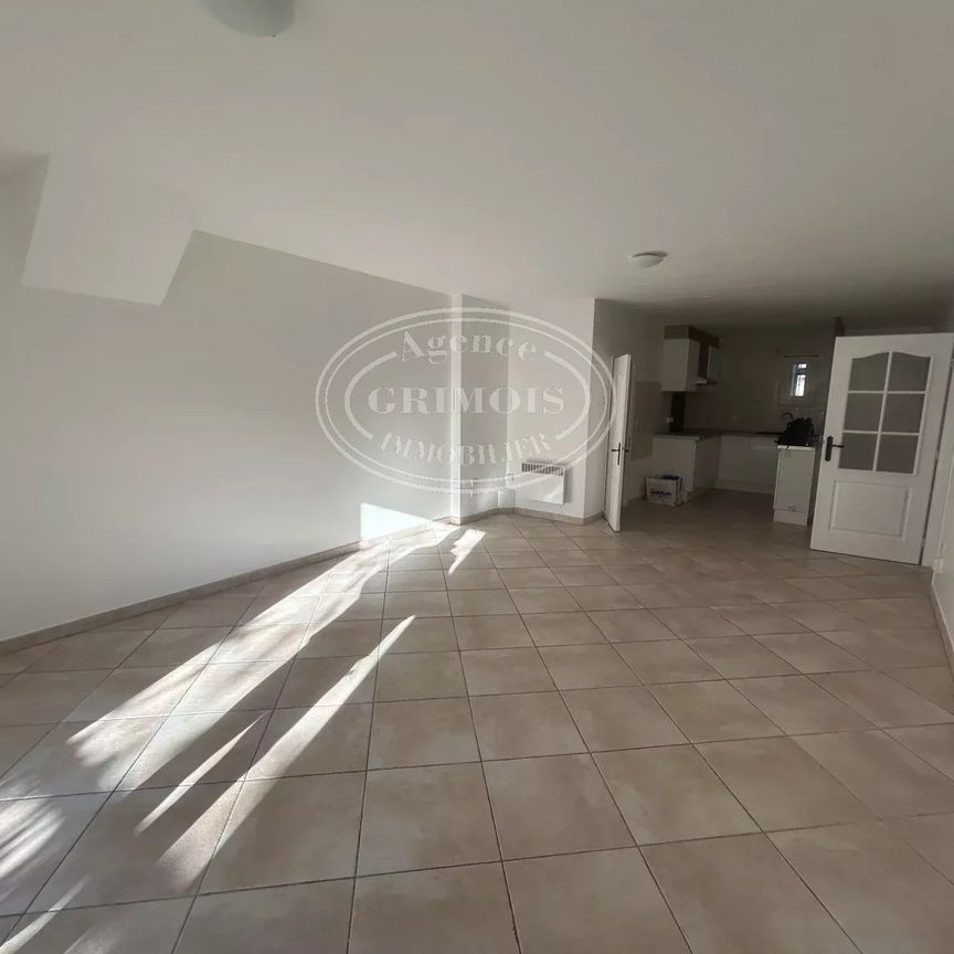 Appartement RDC T3 76m² + jardin - Photo 1