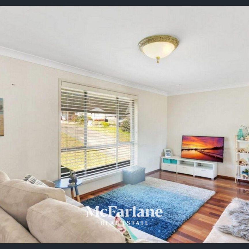 Welcome to 15 Haddington Drive! - Photo 1