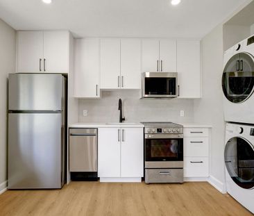 For Lease - 1952 Othello Avenue Unit# 2, Elmvale Acres and Area, On... - Photo 1