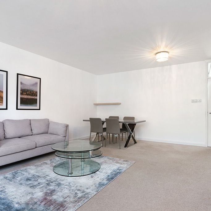 Marlborough Place, London, NW8 0PX - Photo 1