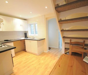 2 bedroom cottage to rent - Photo 2