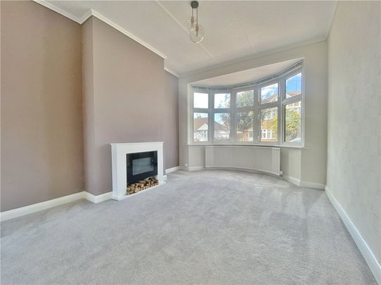 Cheyne Avenue, Twickenham, TW2 6AN - Photo 1