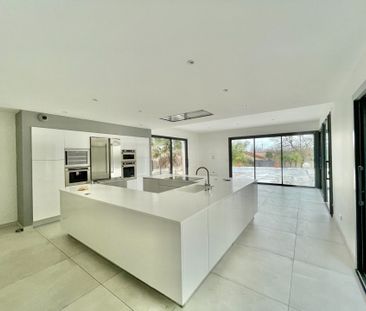 Location Maison 5 pièces 143m² EYSINES 33320 - Photo 1