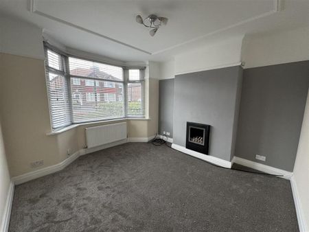 3 bedroom semi-detached house to rent - Photo 3