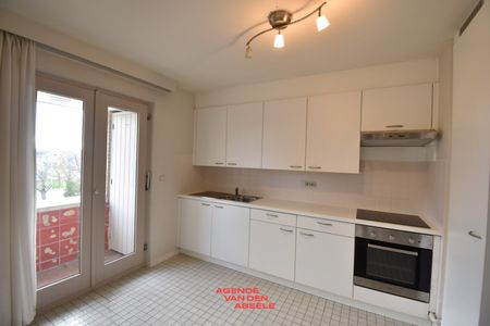 Ruim 3-slaapkamer appartement net buiten Brugge - Foto 4