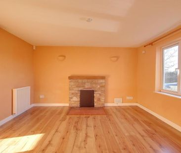 3 bedroom detached house to rent - Photo 3