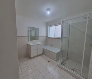 Central Miami Duplex - Photo 6