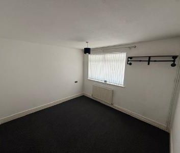 1 bedroom semi-detached house to rent - Photo 6