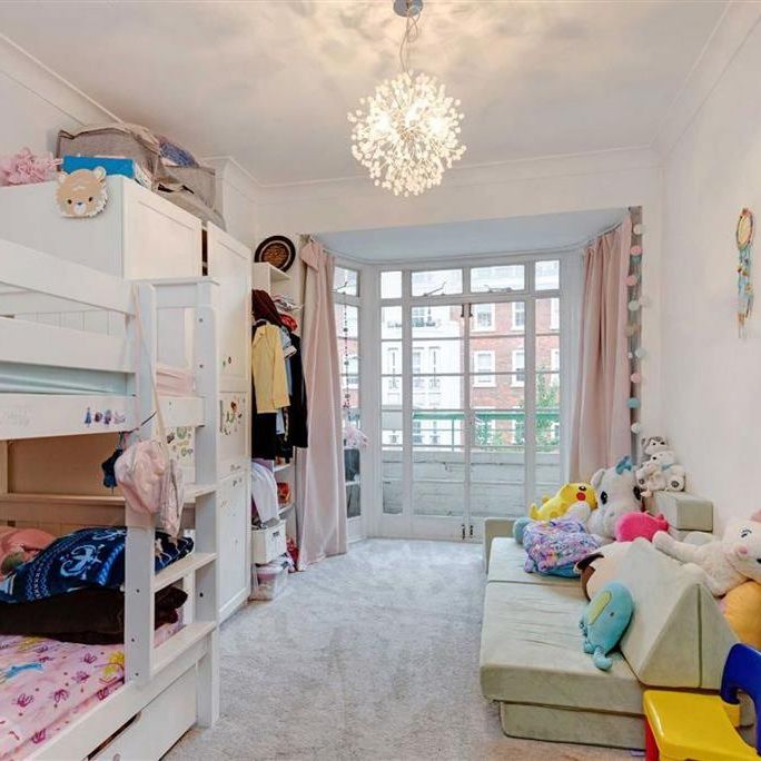 3 bedroom flat to rent - Photo 1