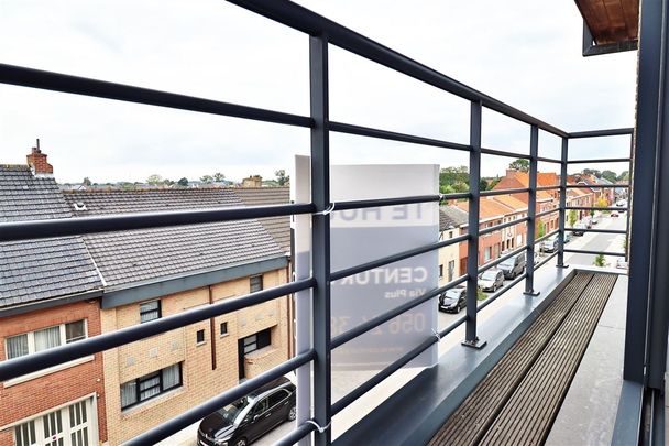 Appartement te Ieper (8900) - Foto 1