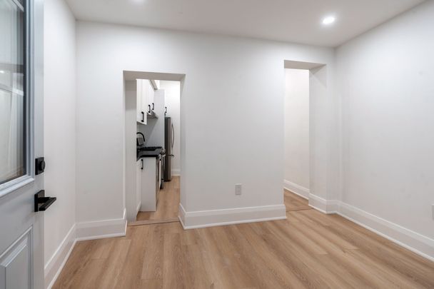 For Lease - 2555 Dundas Street Unit# Main Floor, Toronto, Ontario - Photo 1