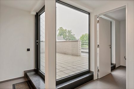 Uitstekende appartement met 3 slpk., 2 bdk. in Oud-Turnhout - Photo 2