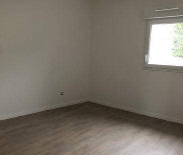 Location Appartement 3 pièces 65m² MONTIVILLIERS 76290 - Photo 3