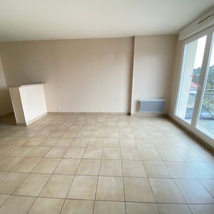 Location Appartement 2 pièces 46m² - Photo 2