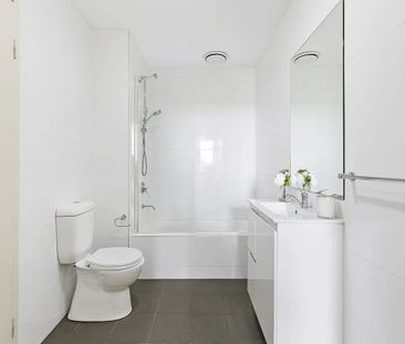 402/10 Hope Street, Rosehill, NSW 2142 - Photo 4