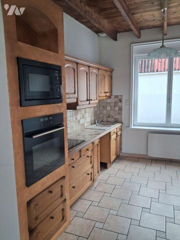 A LOUER MAISON DE VILLE AU COEUR DE SAINT PIERRE BROUCK venez découvrir cette agréable maison... - Photo 3