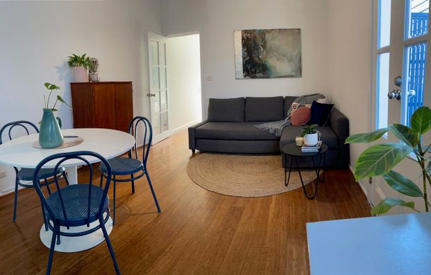 25 Collett Street, Kensington VIC 3031 - Photo 1