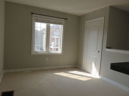 For Lease - 617 Country Glen Road Unit# Coach House, Markham, Ontario - Photo 5