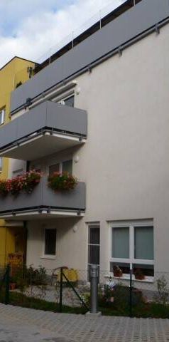 Vier-Zimmer-Wohnung mit Balkon - Foto 1