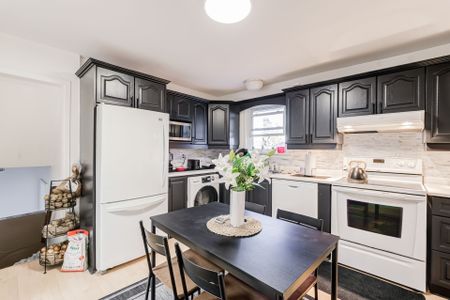 For Lease - 151 Newton Drive, Toronto, Ontario - Photo 3