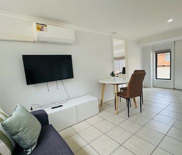 2/170A Botany St, Kingsford NSW 2032 - House For Rent | Domain - Photo 1