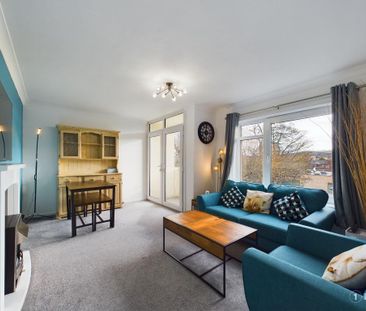 2 bedroom flat to rent - Photo 3