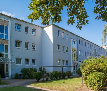 Modernisierte 3-Zimmer-Wohnung mit Balkon und Dusche im Bad - Foto 6