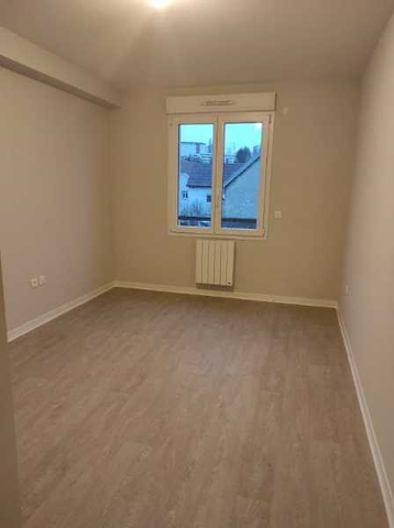 Location : Appartement 3 pièces 62 m2 – ETUPES - Photo 4