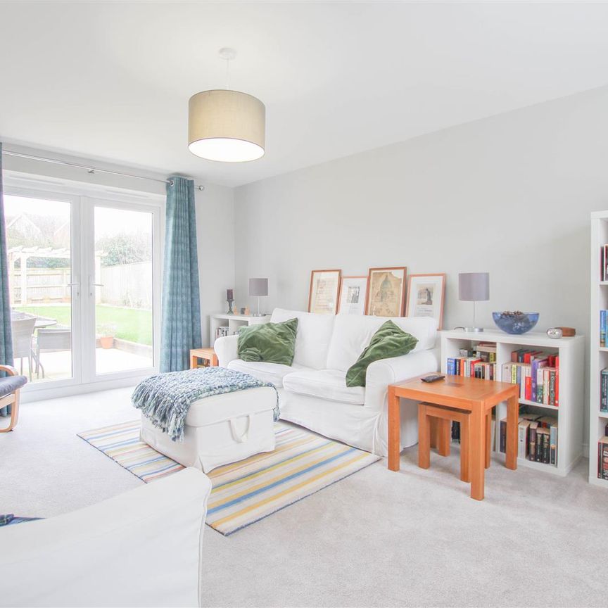 Michaelotts, Linton - Photo 1