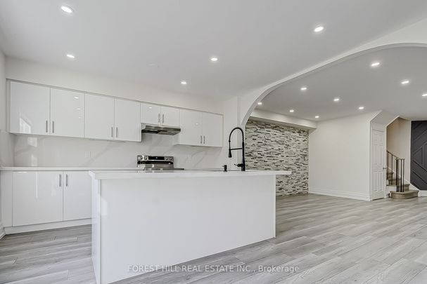 For Lease - 696 Mirage Place, Mississauga, Ontario - Photo 1