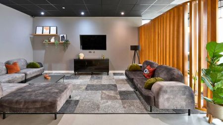 Platinum Studio - Photo 2