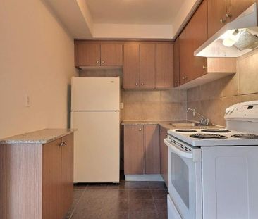 1 CH - 1 SDB - Montréal - $1,100 /mo - Photo 3