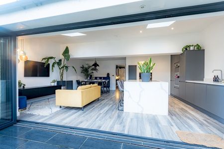 Chelmer Road - Photo 4