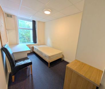 1 bedroom house of multiple occupation to rent - Photo 2