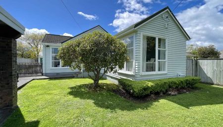 3 Bedroom - Location & Sunshine - Photo 4