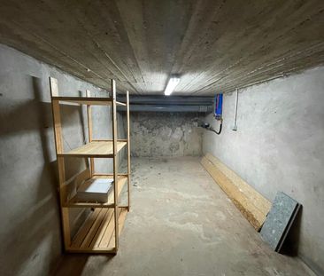 OORDEGEM - Gerenoveerde rijwoning met tuin. - Photo 6