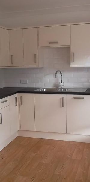 1 bedroom apartment to rent Old Orchard, Poole, BH15 - Photo 1