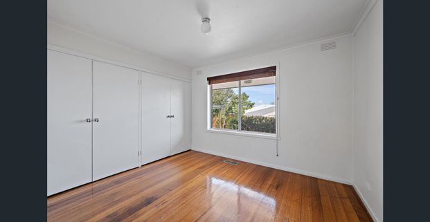 Charming 2-Bedroom Unit in the Heart of Boronia - Photo 1