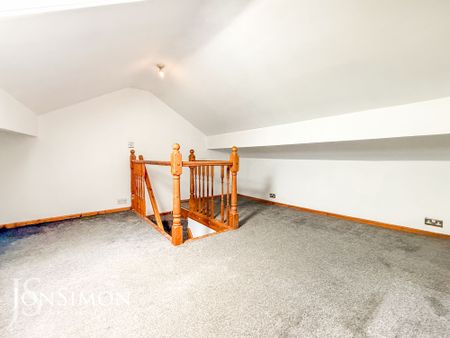 Garnett Street, Ramsbottom - Photo 3