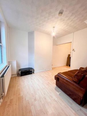 26 Bank Road, Larne, BT40 3AN - Photo 1