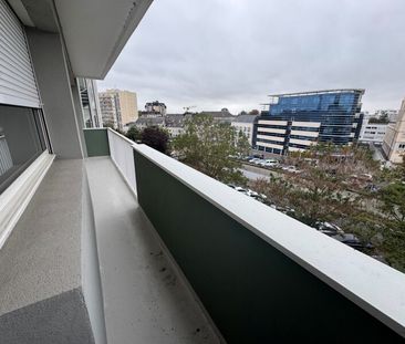 Location Appartement 4 pièces 89m² ORLEANS 45000 - Photo 4