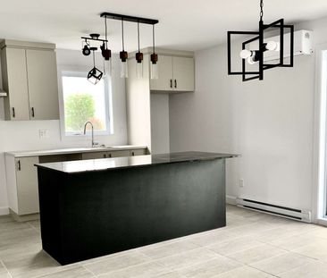 12395 rue des Fous-de-Bassan · 2e étage - Photo 2