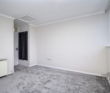 1 Bedroom Flat To Let - Photo 5