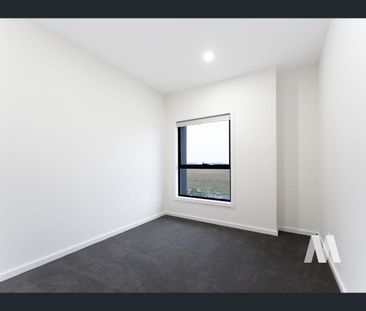 32 Ballycarrane Street, Woodstock, Vic 3751 - Photo 1
