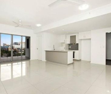 STYLE, SPACE, LOCATION & MUCH MORE! - Photo 2