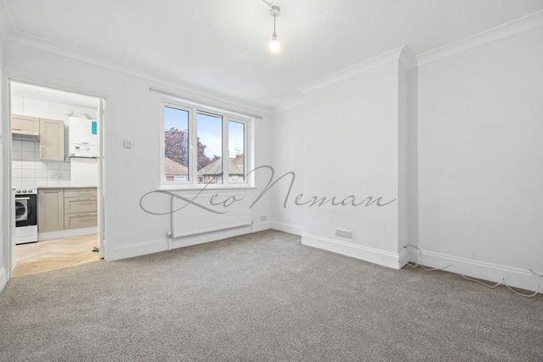 2 bedroom flat to rent - Photo 1