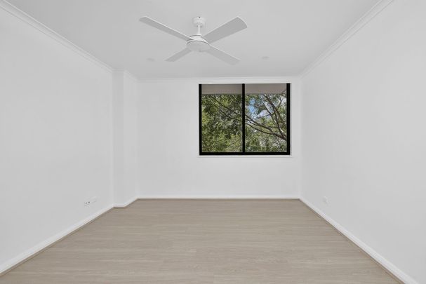 301/41 Refinery Drive, Pyrmont - Photo 1