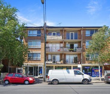 Large Studio In Ideal Location - Photo 5