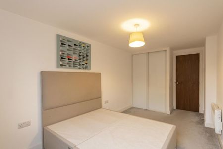 2 bedroom apartment to rent - Photo 4